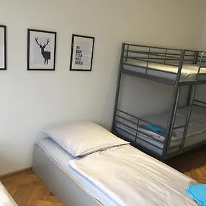  Pensión P63 Center